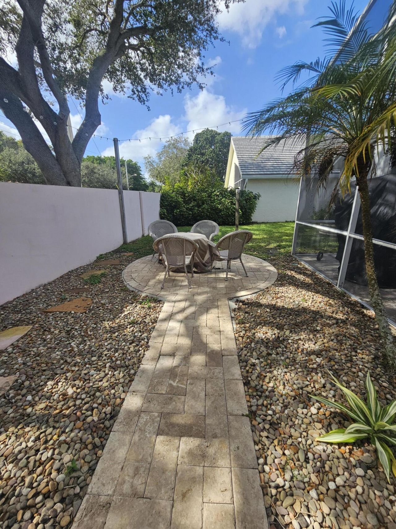 2053 Normandy Circle, West Palm Beach, FL 33409 Photo