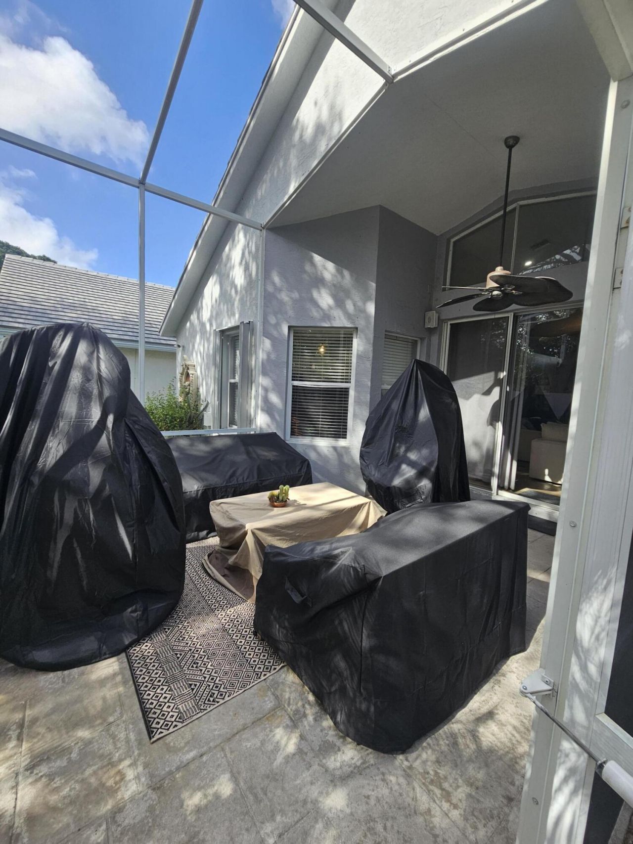 2053 Normandy Circle, West Palm Beach, FL 33409 Photo