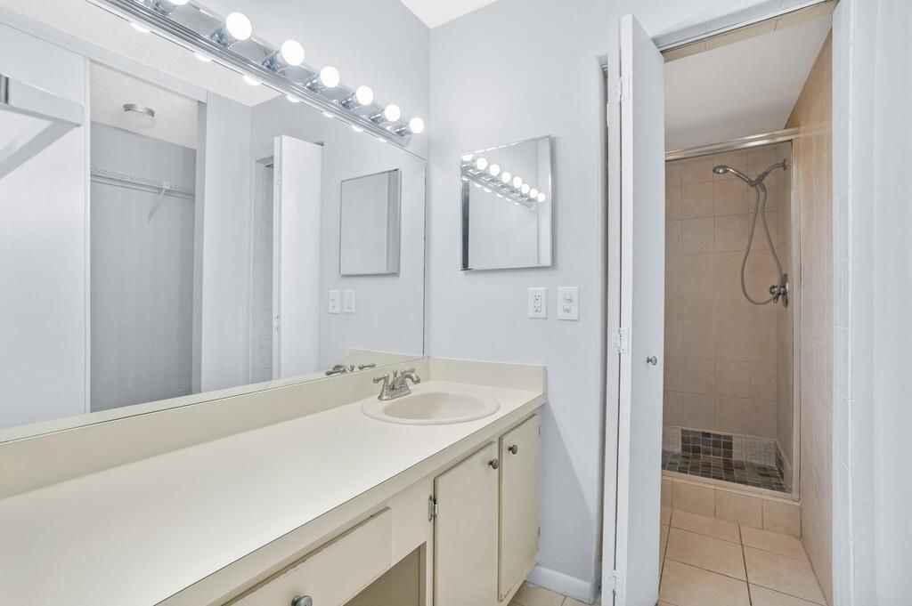 3047 Carambola Cir S, Unit 2324, Coconut Creek, FL 33066 Photo