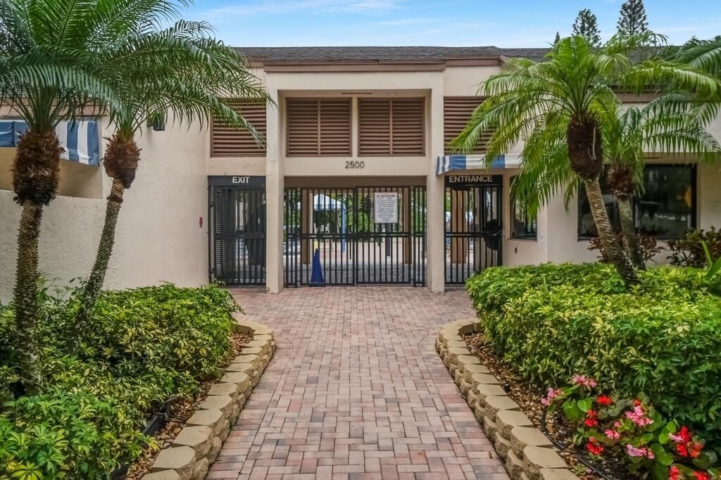 3047 Carambola Cir S, Unit 2324, Coconut Creek, FL 33066 Photo