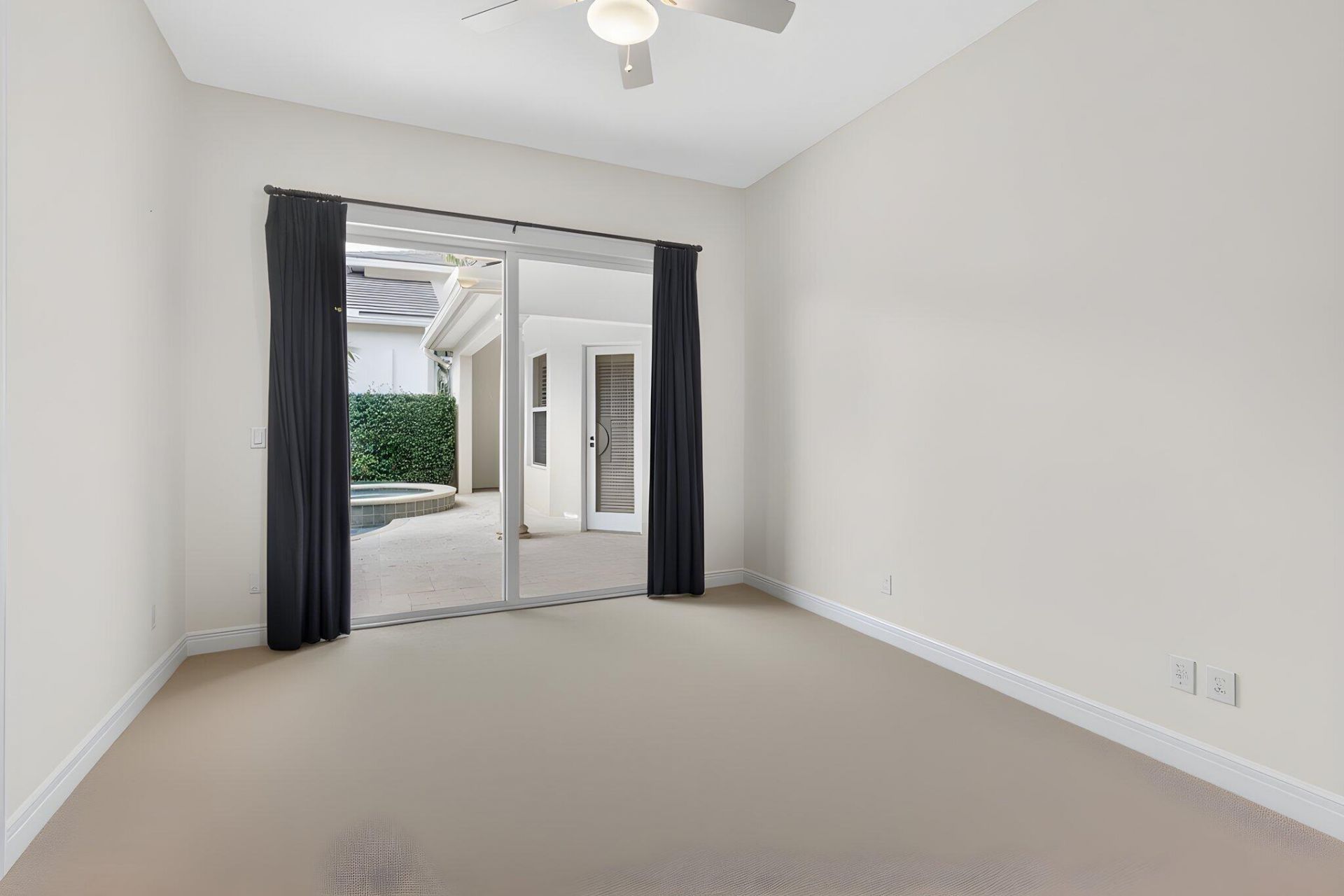 540 Les Jardin Drive, Palm Beach Gardens, FL 33410 Photo