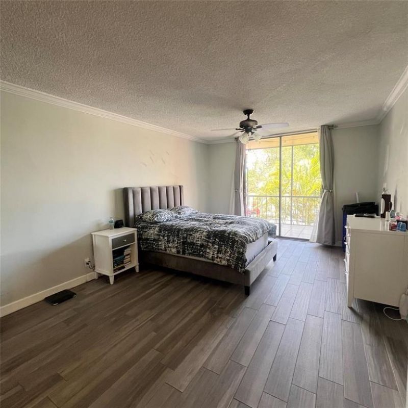 3900 N Hills Drive, Hollywood, FL 33021 Photo