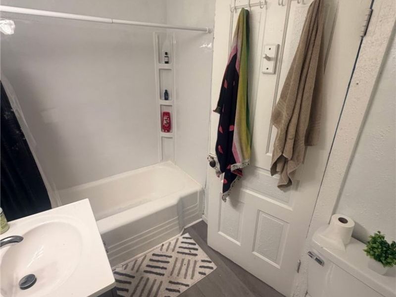 722 John, Coshocton, OH 43812 Photo 7