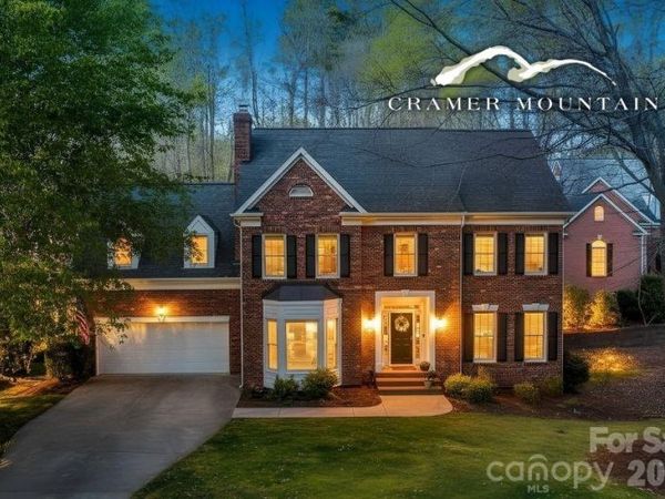 902 Hoke Trail, Cramerton, NC 28032
