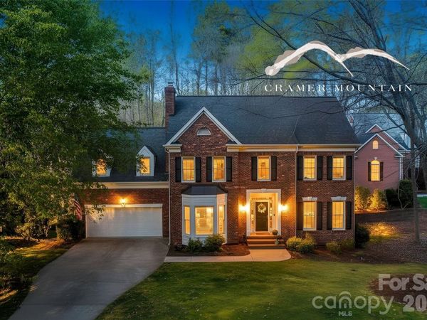 902 Hoke Trail, Cramerton, NC 28032