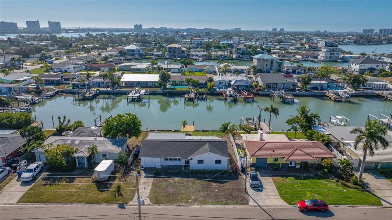 7930 Causeway Boulevard S, Saint Petersburg, FL 33707 Photo