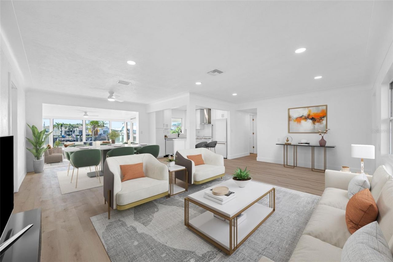 7930 Causeway Boulevard S, Saint Petersburg, FL 33707 Photo