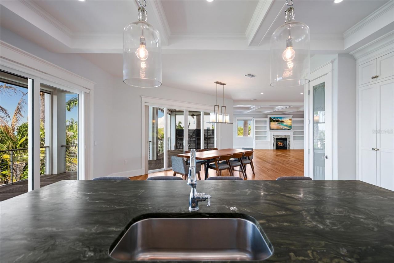 2110 Palma Sola Boulevard, Bradenton, FL 34209 Photo