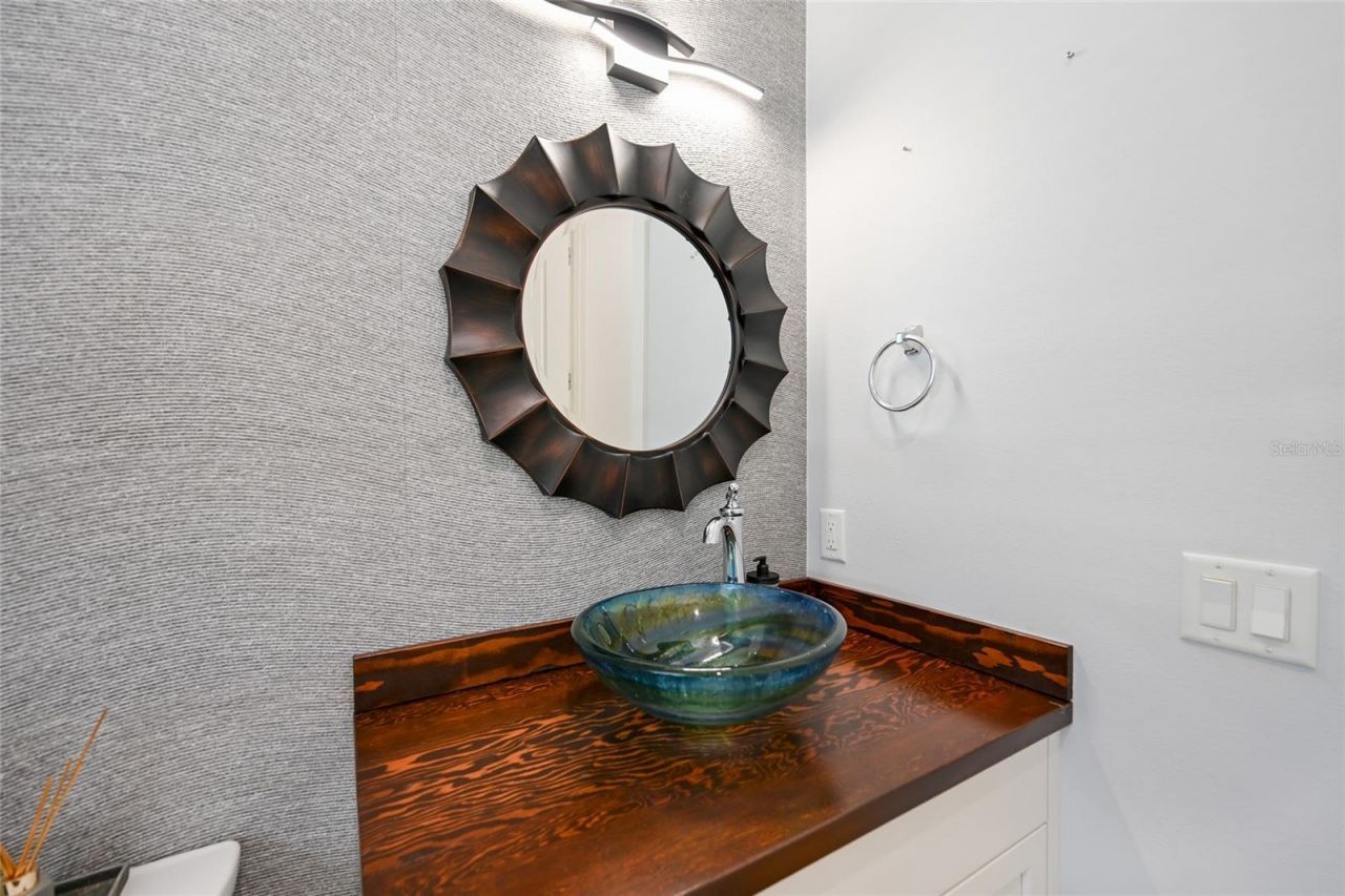 2110 Palma Sola Boulevard, Bradenton, FL 34209 Photo