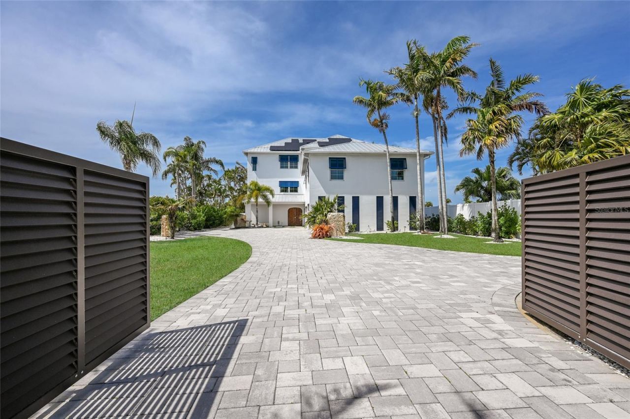 2110 Palma Sola Boulevard, Bradenton, FL 34209 Photo