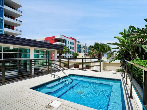 1120 E KENNEDY BOULEVARD, Unit 827, TAMPA, FL 33602