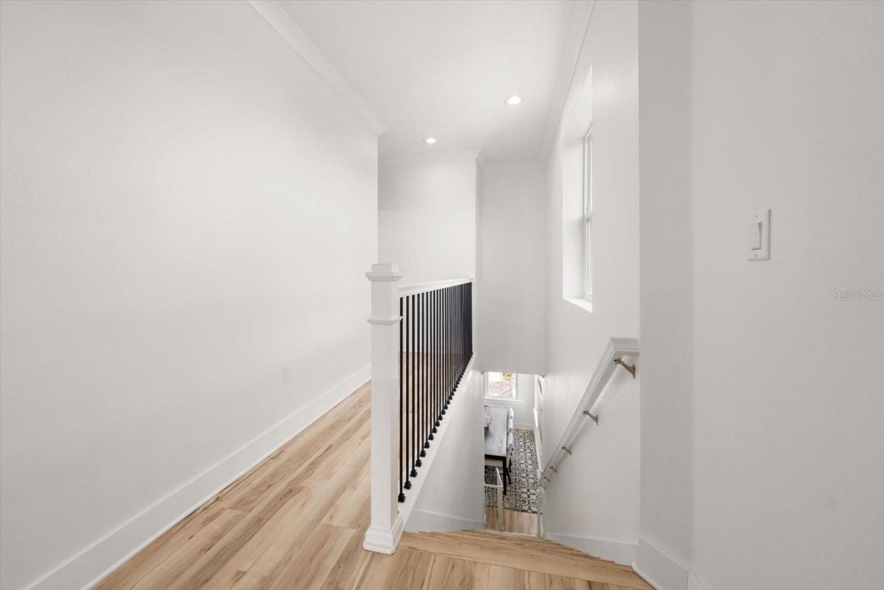 1297 Savona Drive Ne, Saint Petersburg, FL 33702 Photo