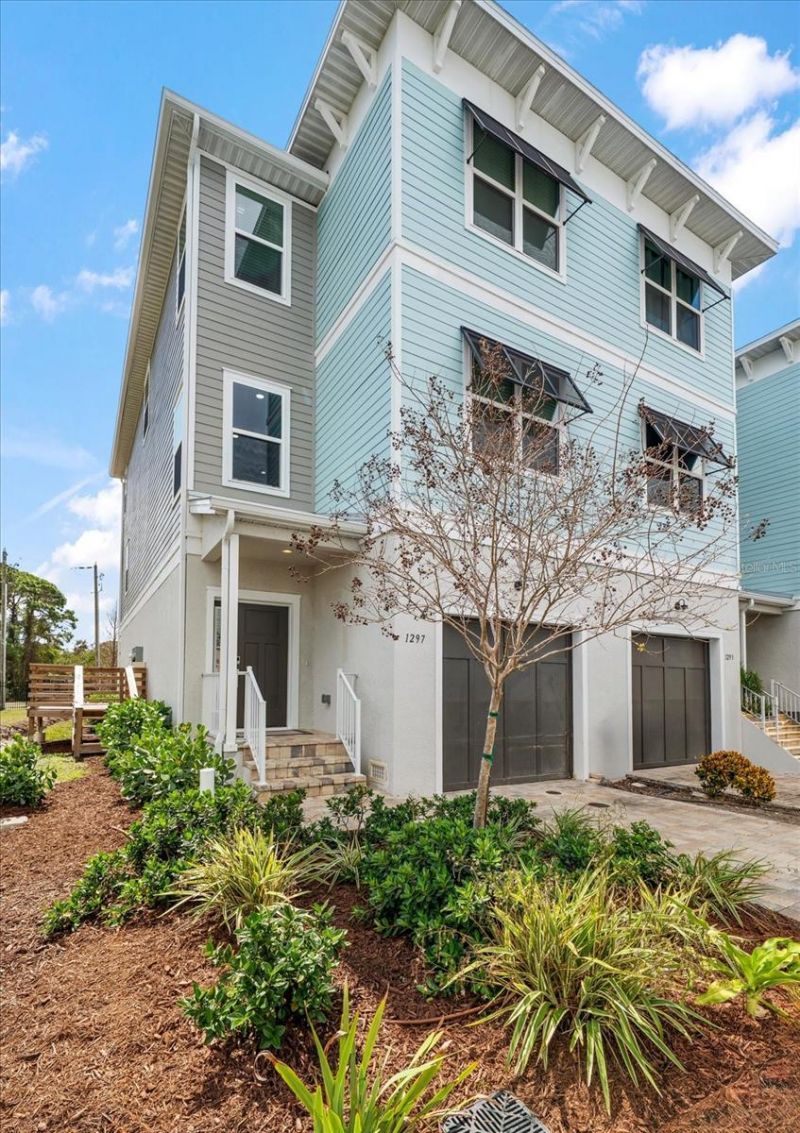 1297 Savona Drive Ne, Saint Petersburg, FL 33702 Photo