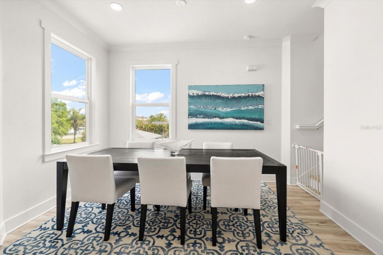 1297 Savona Drive Ne, Saint Petersburg, FL 33702 Photo