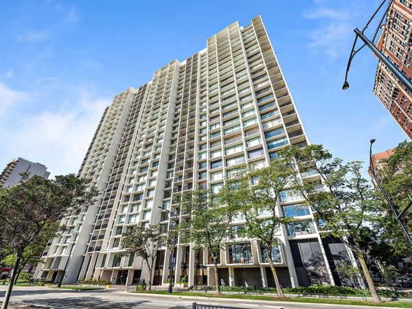 3200 N Lake Shore Drive, Unit 1010, Chicago, IL 60657