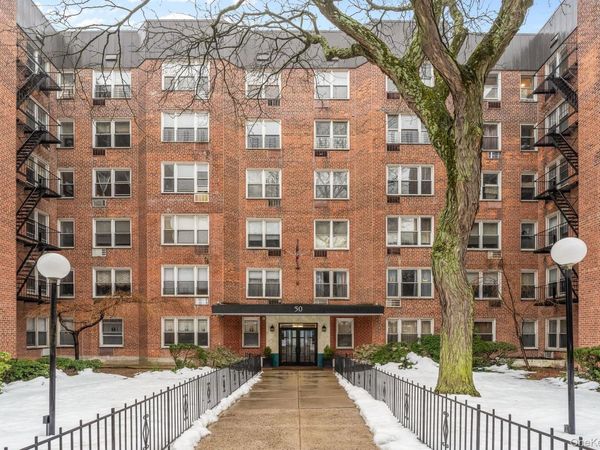 50 Fort Place, Unit A6A, Staten Island, NY 10301