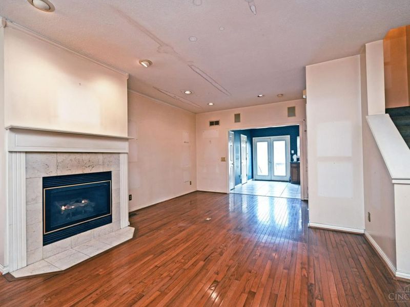 938 Weninger Circle, Cincinnati, OH 45203 Photo 15