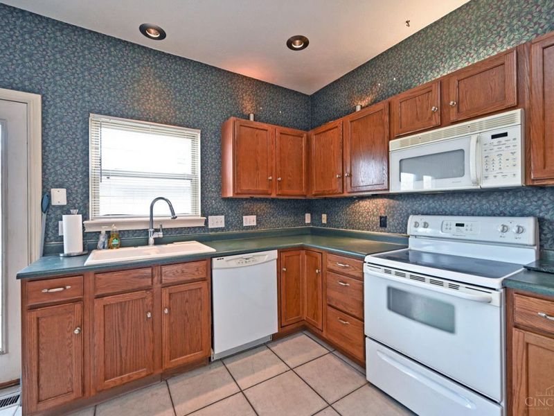 938 Weninger Circle, Cincinnati, OH 45203 Photo 21