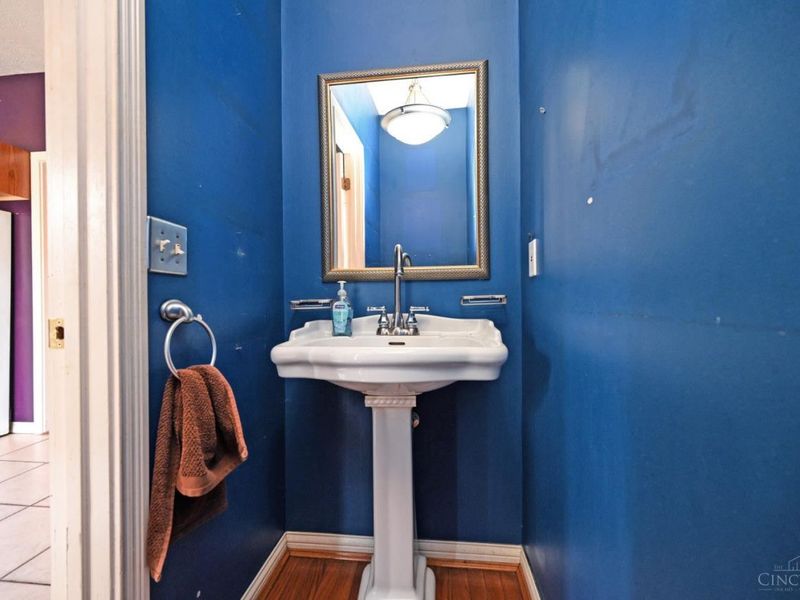 938 Weninger Circle, Cincinnati, OH 45203 Photo 23