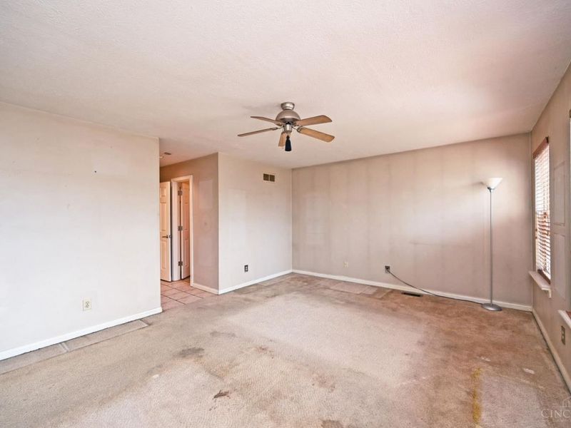 938 Weninger Circle, Cincinnati, OH 45203 Photo 27