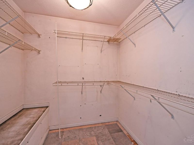 938 Weninger Circle, Cincinnati, OH 45203 Photo 30