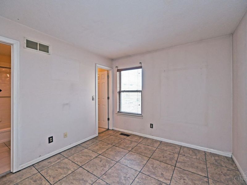 938 Weninger Circle, Cincinnati, OH 45203 Photo 37