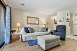 204 Maison Dr.  photo 4