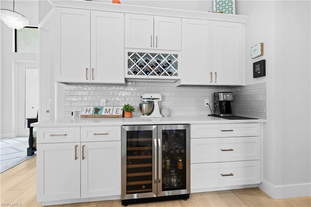 2325 SW 28th Ter, Cape Coral, FL 33914 Photo