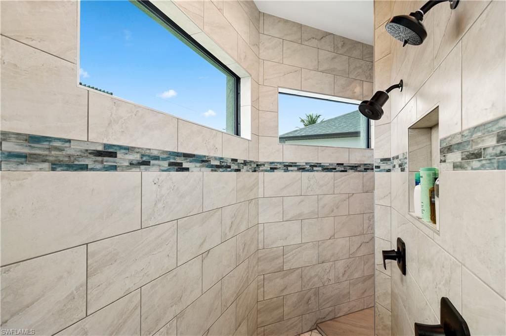 2325 SW 28th Ter, Cape Coral, FL 33914 Photo