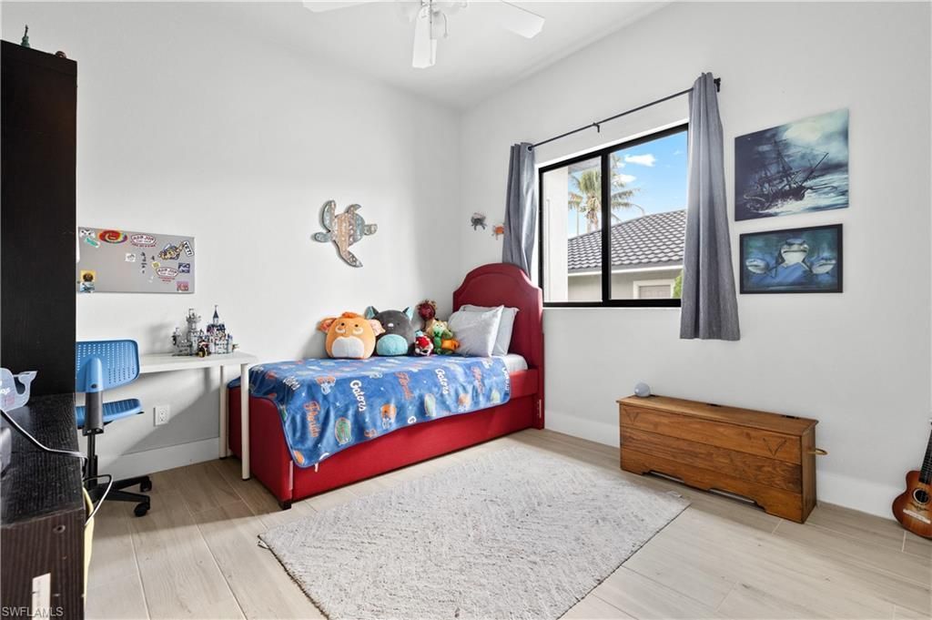 2325 SW 28th Ter, Cape Coral, FL 33914 Photo