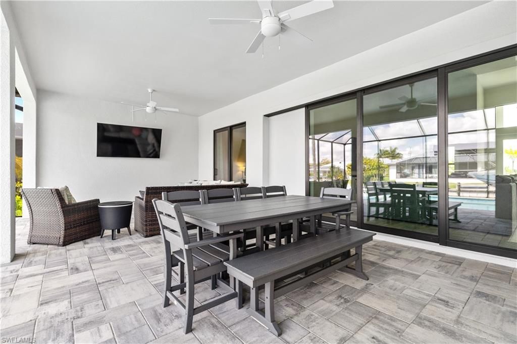 2325 SW 28th Ter, Cape Coral, FL 33914 Photo