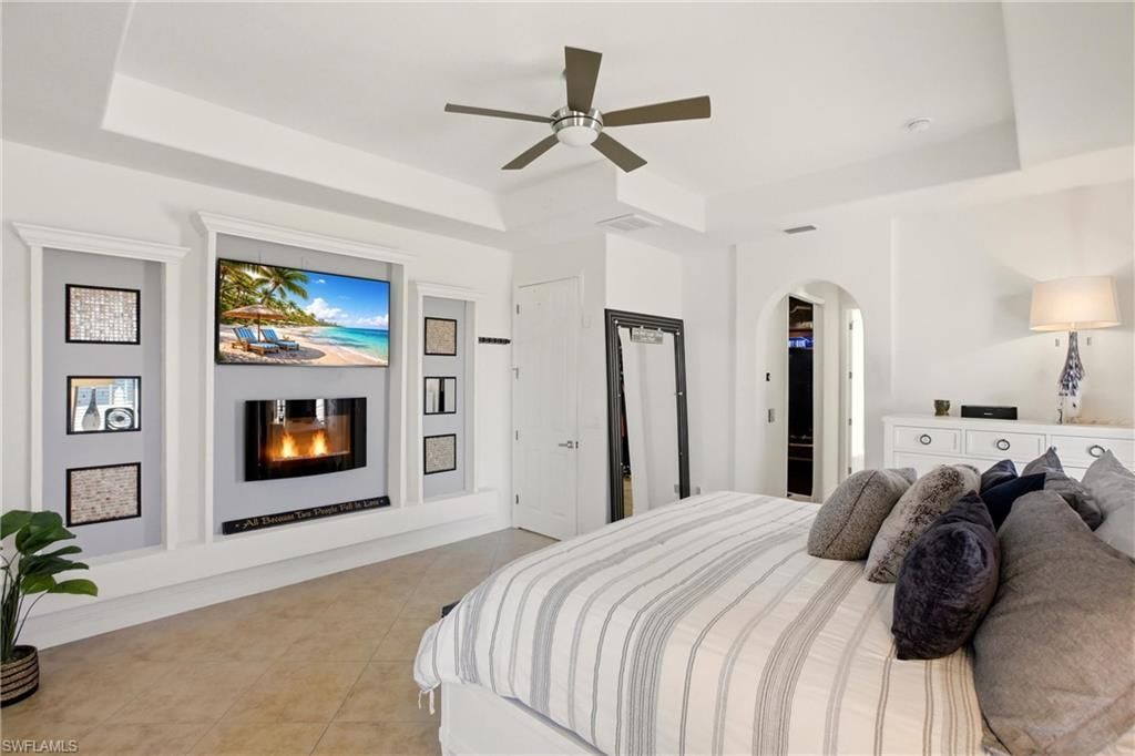 2104 NE 9th Pl, Cape Coral, FL 33909 Photo