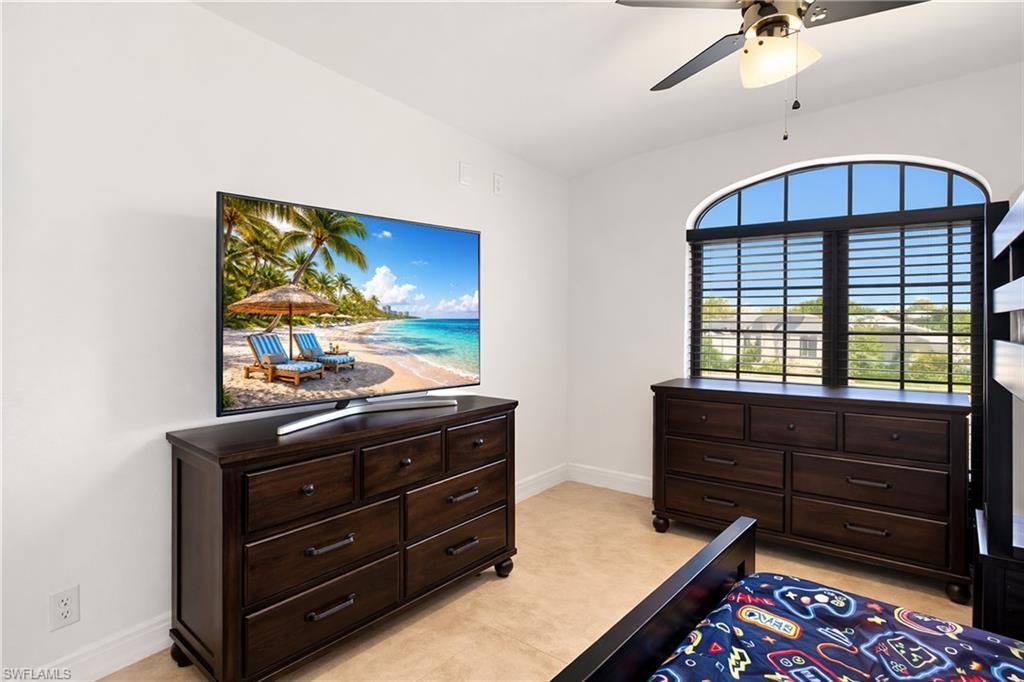 2104 NE 9th Pl, Cape Coral, FL 33909 Photo