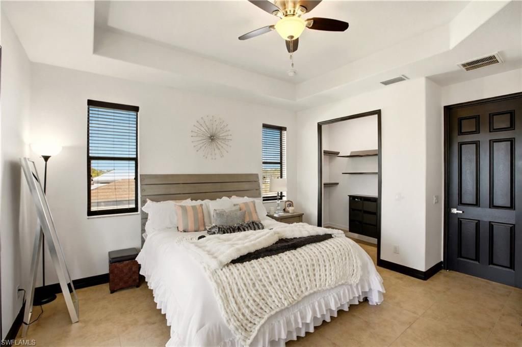 2104 NE 9th Pl, Cape Coral, FL 33909 Photo