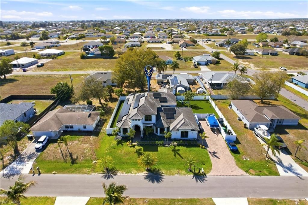 2104 NE 9th Pl, Cape Coral, FL 33909 Photo