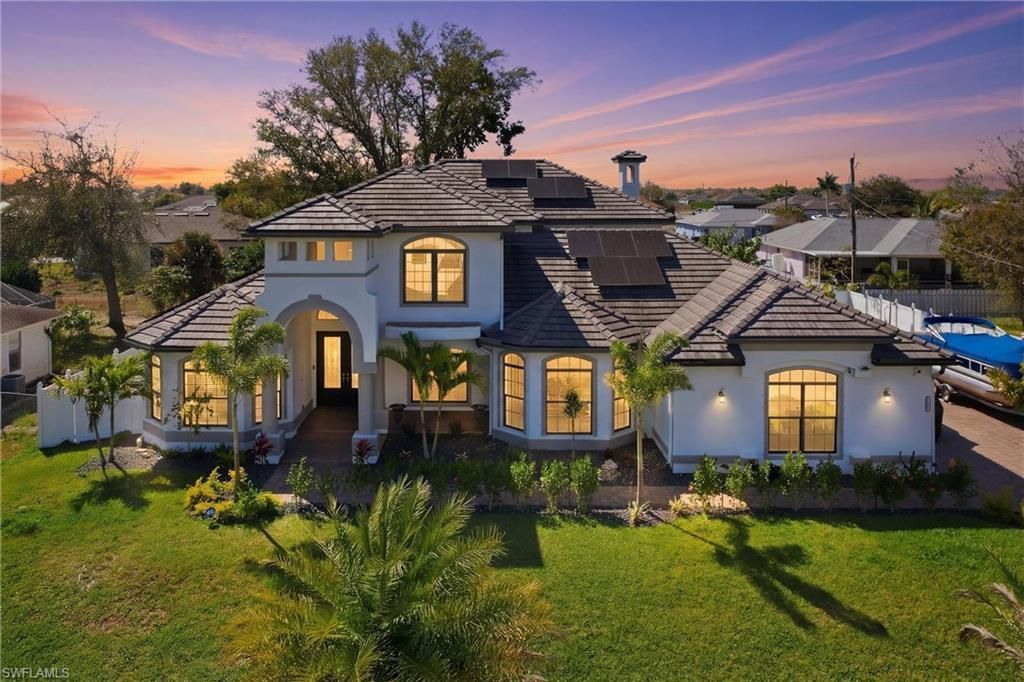 2104 NE 9th Pl, Cape Coral, FL 33909 Photo