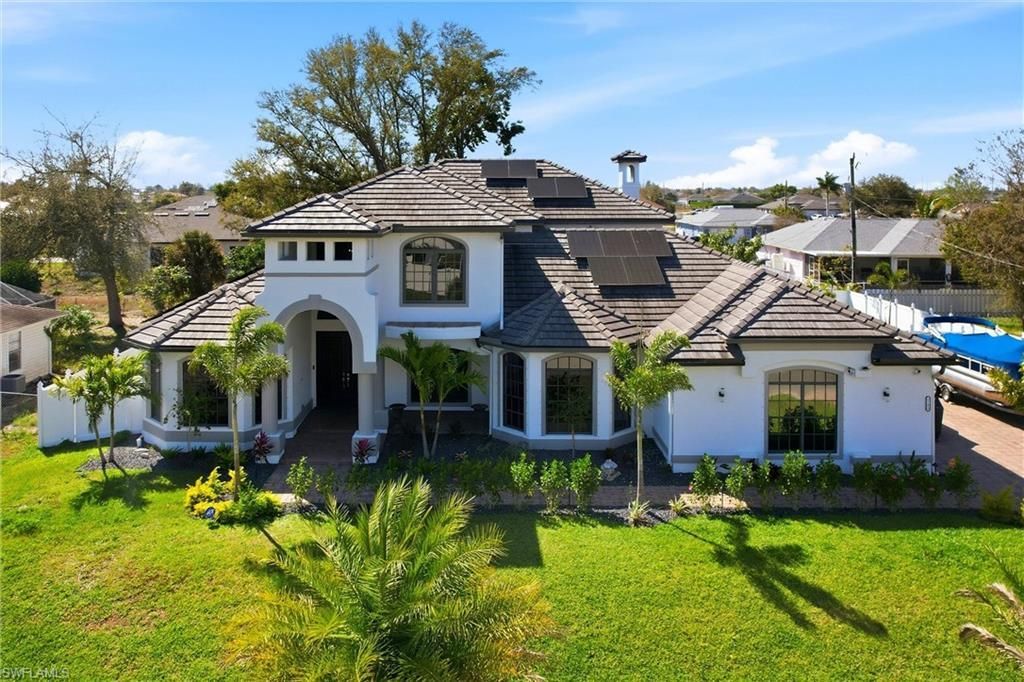 2104 NE 9th Pl, Cape Coral, FL 33909 Photo