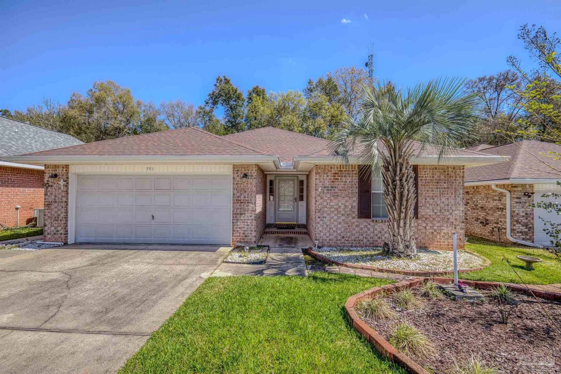 785 Ladner Dr Pensacola, FL 32505