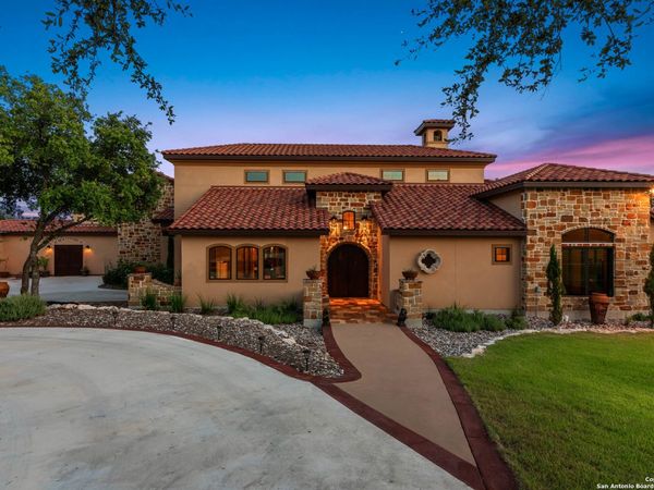 189 SHIMMERING SHORE CT, Spring Branch, TX 78070