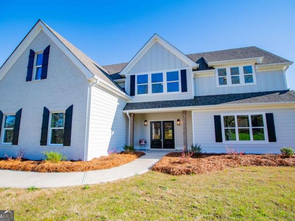 102 Red Oak Lane, Carrollton, GA 30116