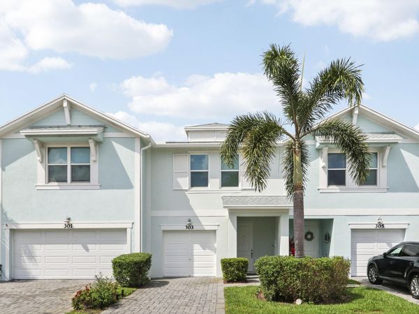 303 SE Halifax Lane, Stuart, FL 34994