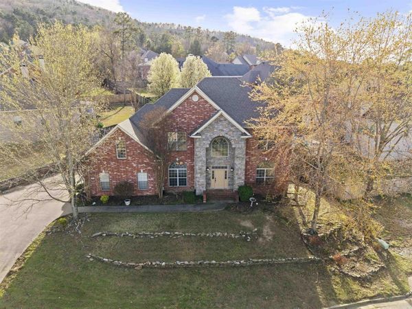 35 Clervaux Drive, Little Rock, AR 72223