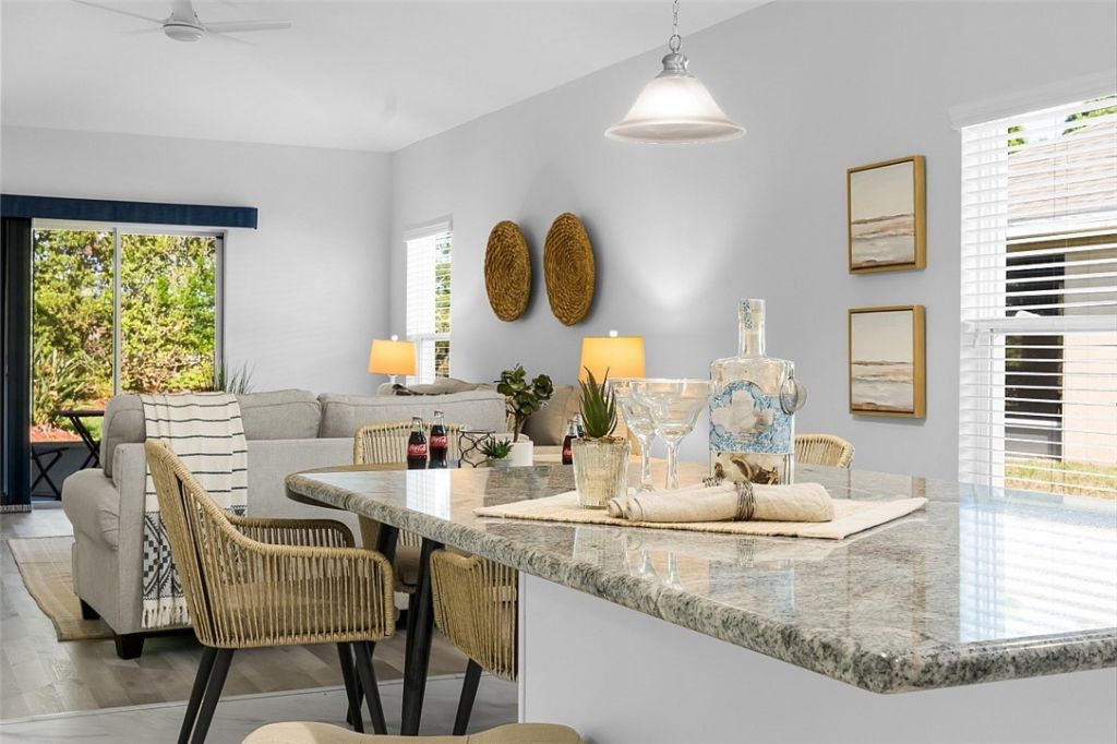 535 Valencia Circle Sw, Vero Beach, FL 32968 Photo