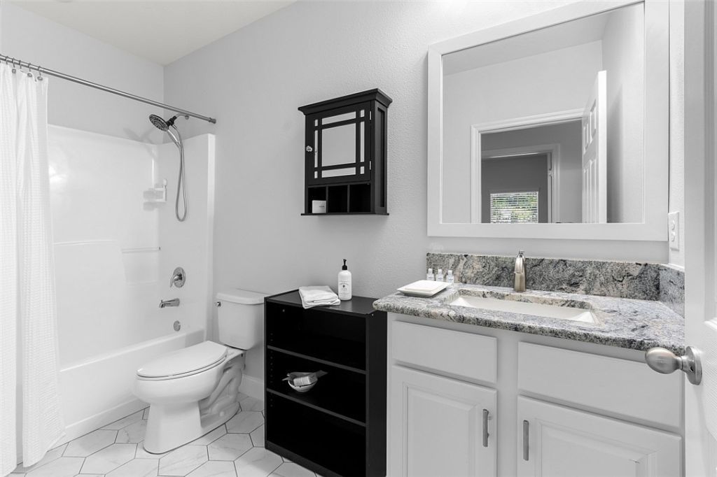 535 Valencia Circle Sw, Vero Beach, FL 32968 Photo