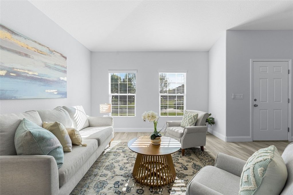 535 Valencia Circle Sw, Vero Beach, FL 32968 Photo