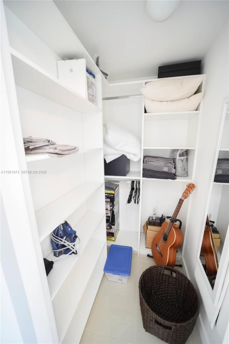 488 NE 18th St , Unit 1000, Miami, FL 33132 Photo