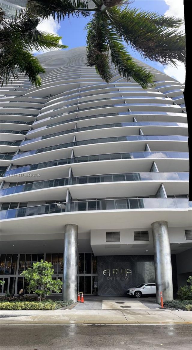 488 NE 18th St , Unit 1000, Miami, FL 33132 Photo