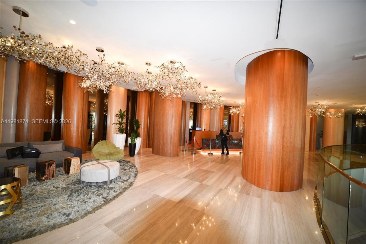 488 NE 18th St , Unit 1000, Miami, FL 33132 Photo