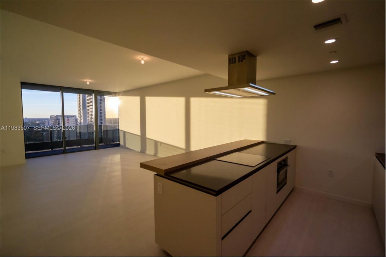 1000 Brickell Plaza, Unit 3106, Miami, FL 33131 Photo
