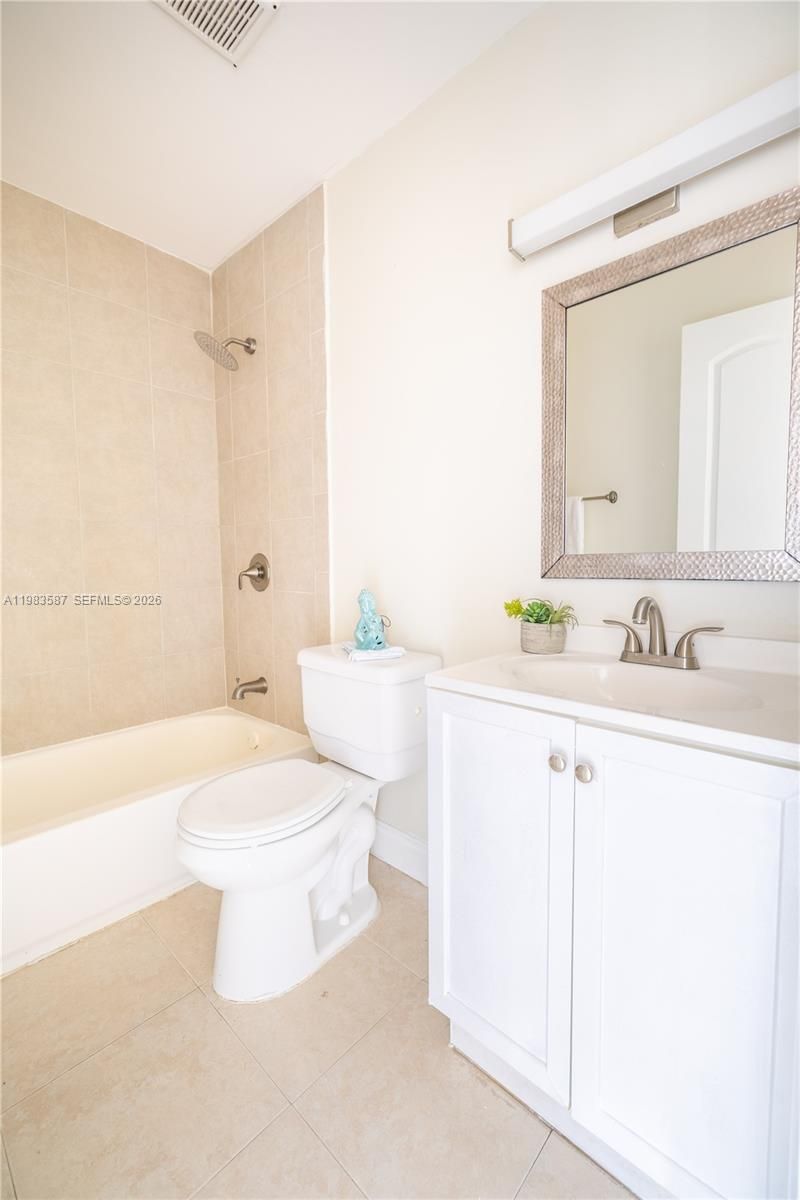 6110 SW 129th Pl, Unit 1705, Miami, FL 33183 Photo